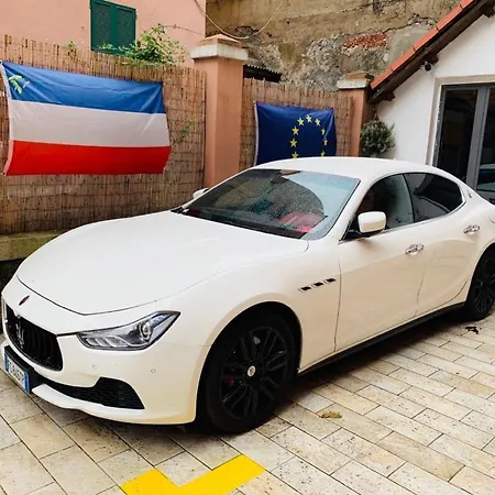 بيت ضيافة La Casa Sui Tetti