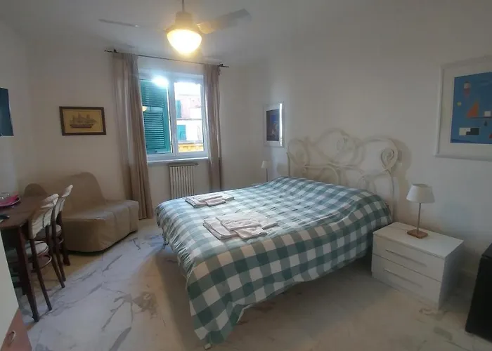 La Casa Sui Tetti Konukevi Cenova